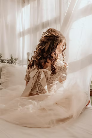 Stralende kapsels voor de communie: mama en dochter samen in de spotlight