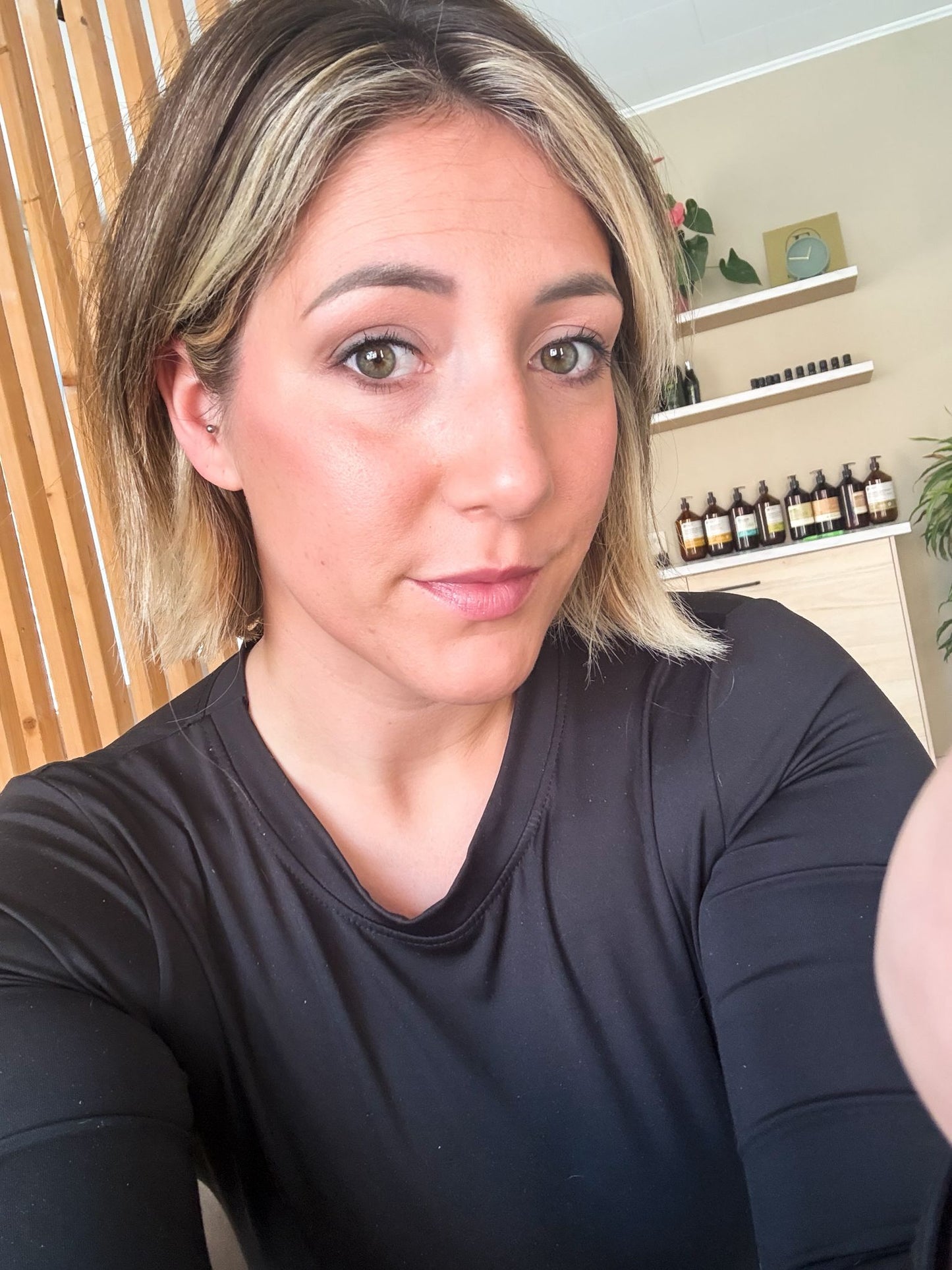 10' make-up look voor het werk