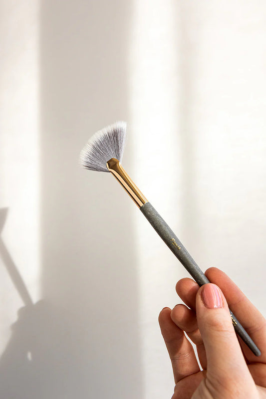 Fan Brush 4
